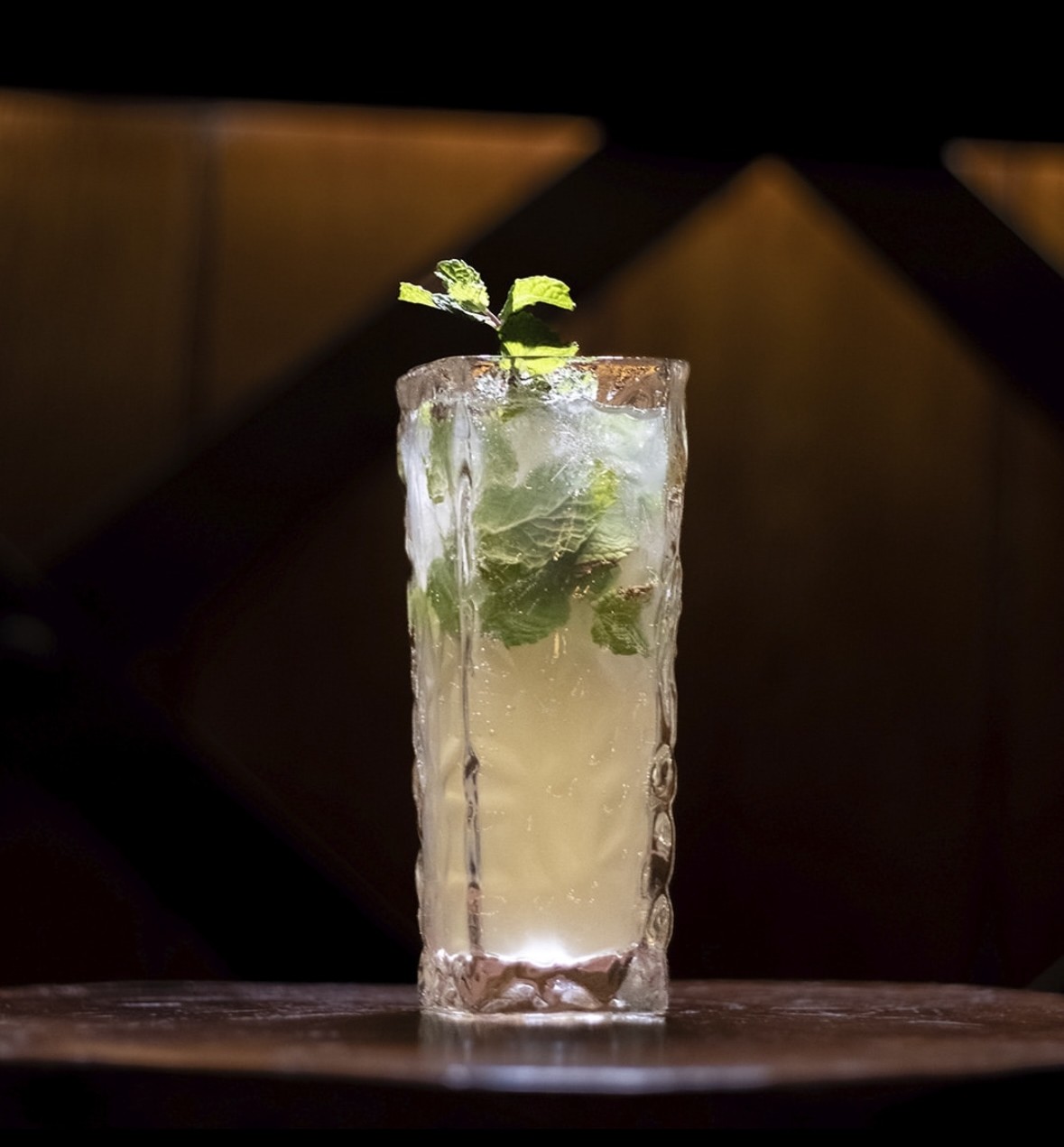 Cocktail, low-key lighting